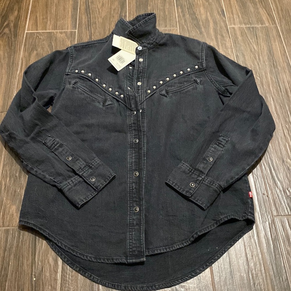 Levi’s denim western style button up shirt